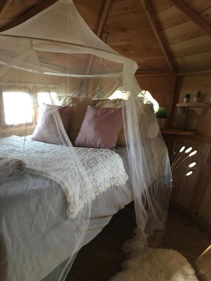 เลอ โดแมน เดอ แวล เลเจ้นด์ รีสอร์ต Bed & Breakfast Wail ภายนอก รูปภาพ
