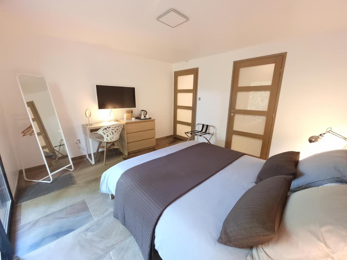 เลอ โดแมน เดอ แวล เลเจ้นด์ รีสอร์ต Bed & Breakfast Wail ห้อง รูปภาพ